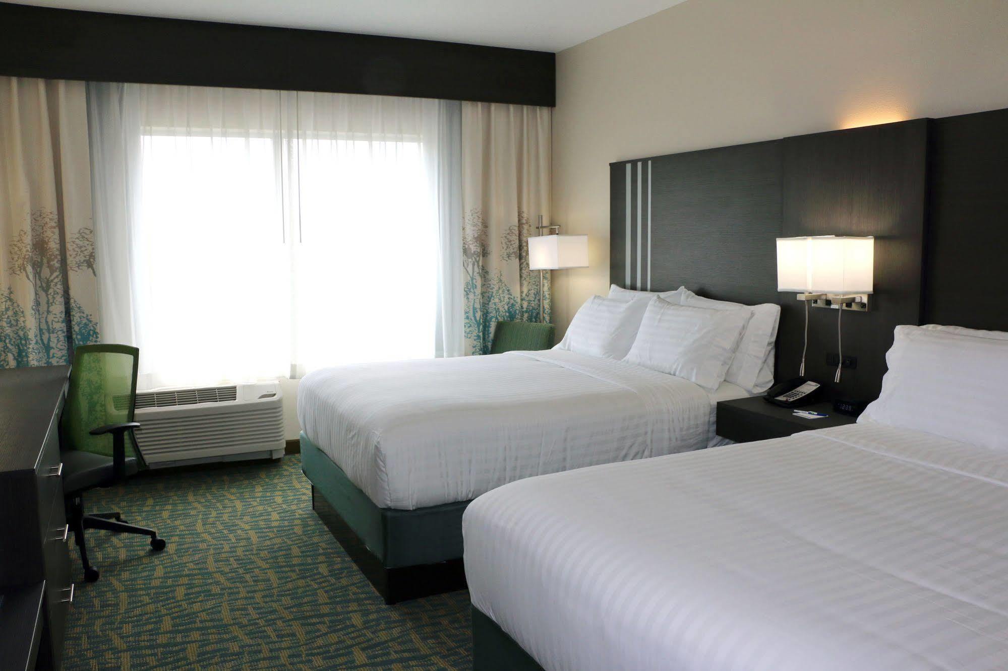 Holiday Inn Express & Suites - Hendersonville Se - Flat Rock By Ihg Exterior photo