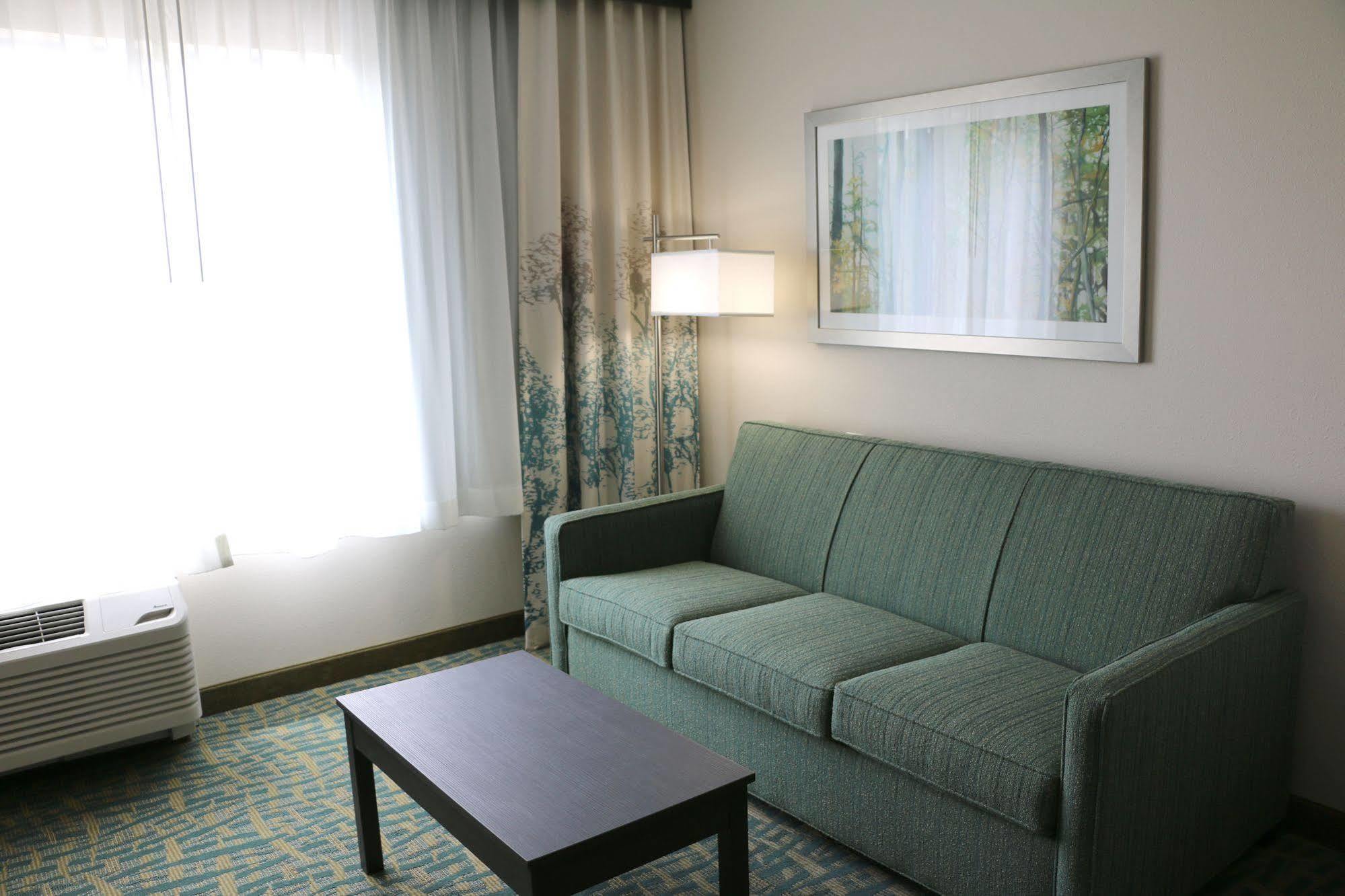 Holiday Inn Express & Suites - Hendersonville Se - Flat Rock By Ihg Exterior photo