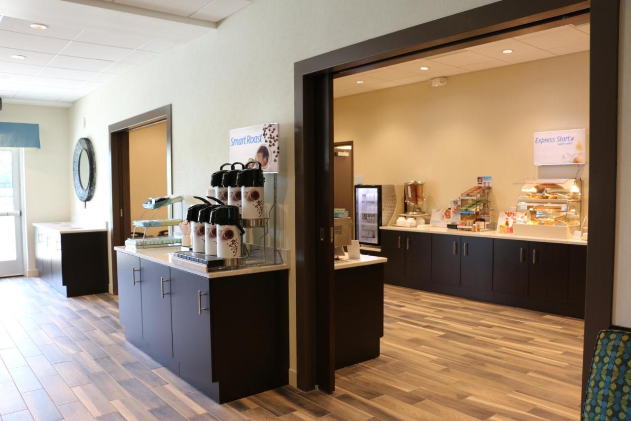 Holiday Inn Express & Suites - Hendersonville Se - Flat Rock By Ihg Exterior photo