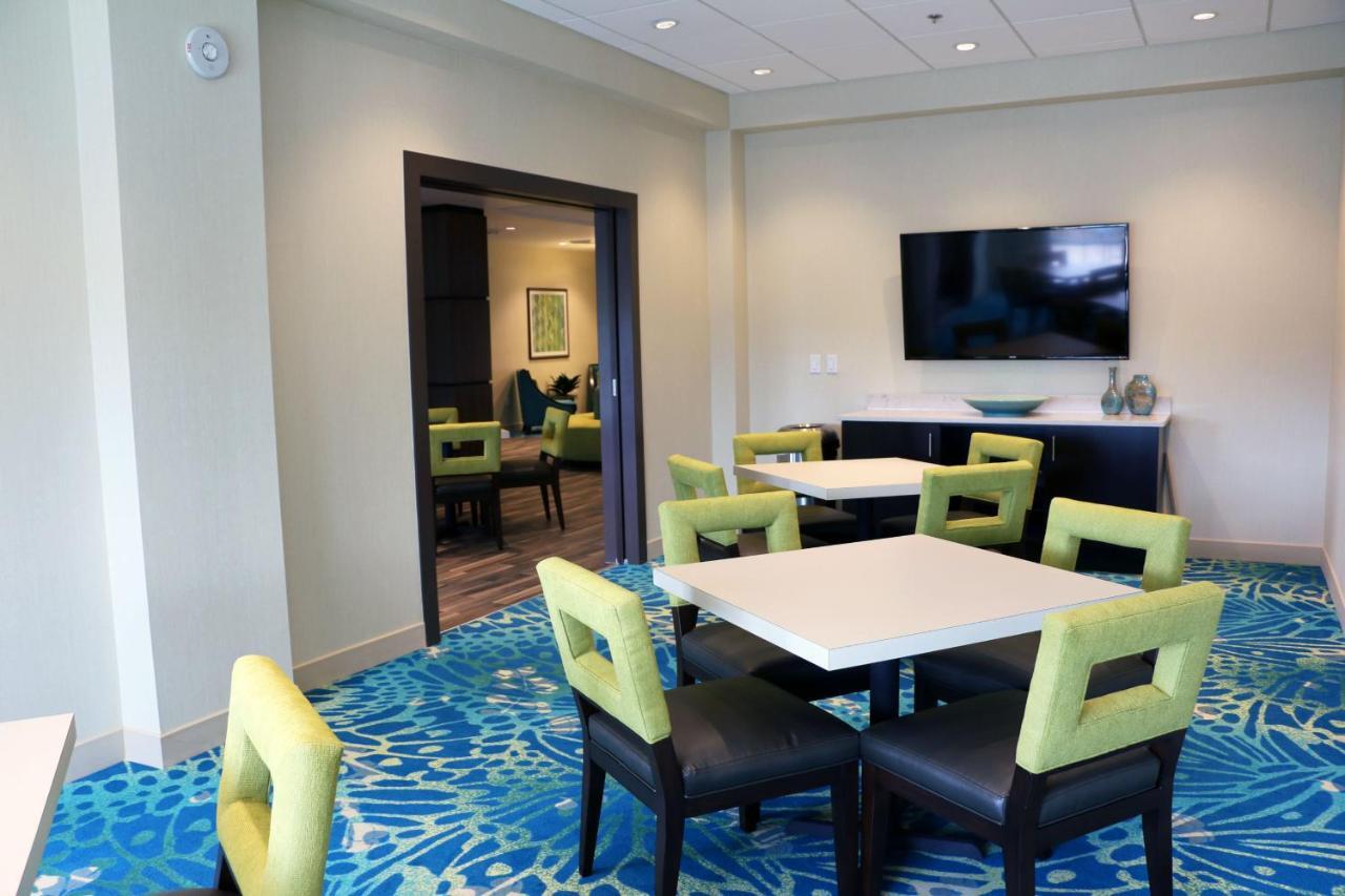 Holiday Inn Express & Suites - Hendersonville Se - Flat Rock By Ihg Exterior photo